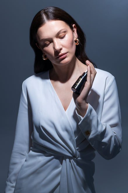 Bella Aura Rapid Repair Clarifying Elixir Regenerating and Brightening Face Serum