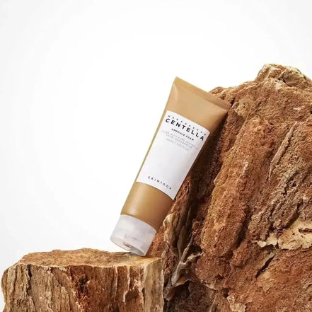 SKIN1004 Madagascar Centella Ampoule Foam pianka do mycia twarzy 125 ml