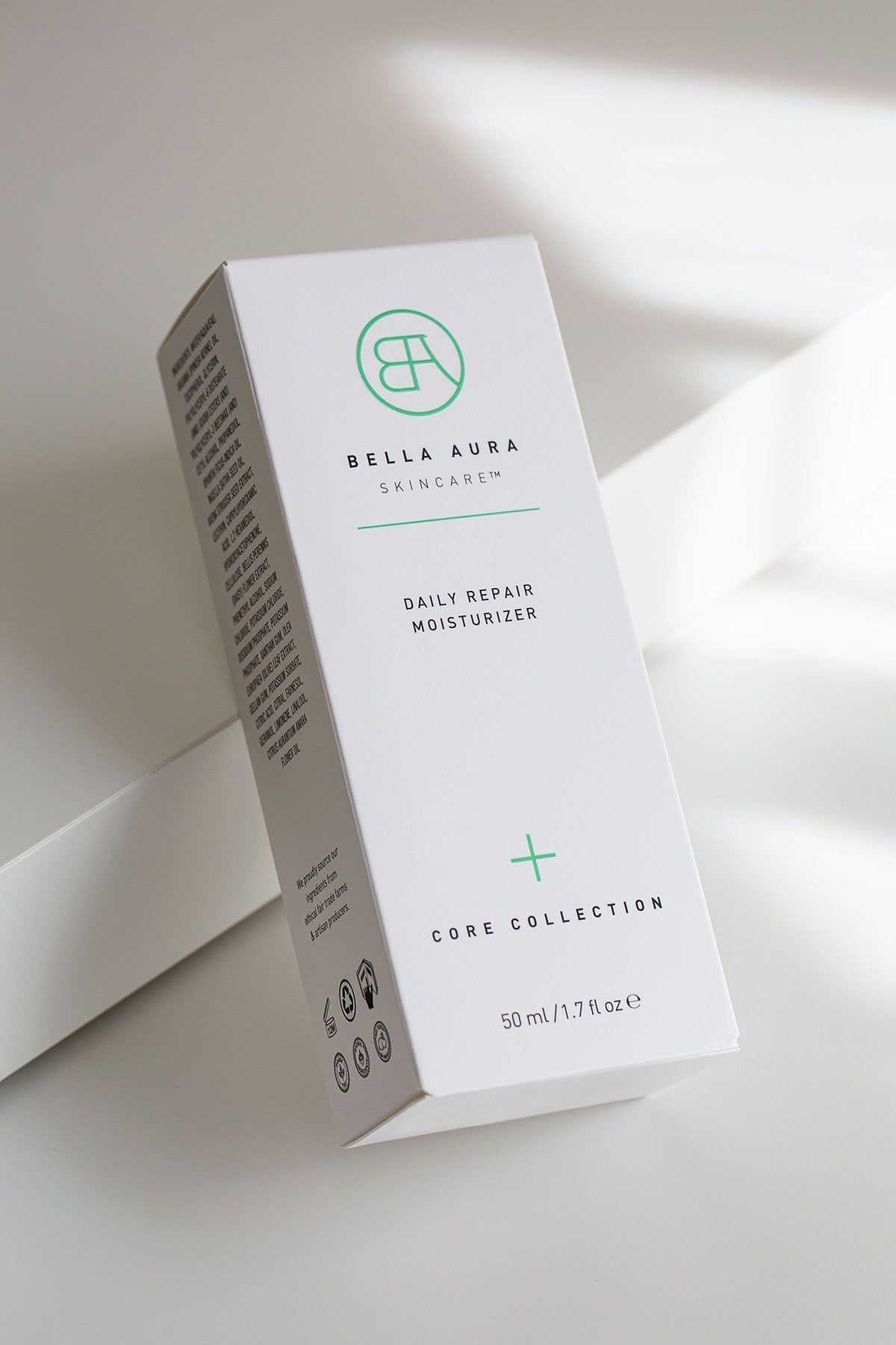 Bella Aura Daily Repair Moisturizer